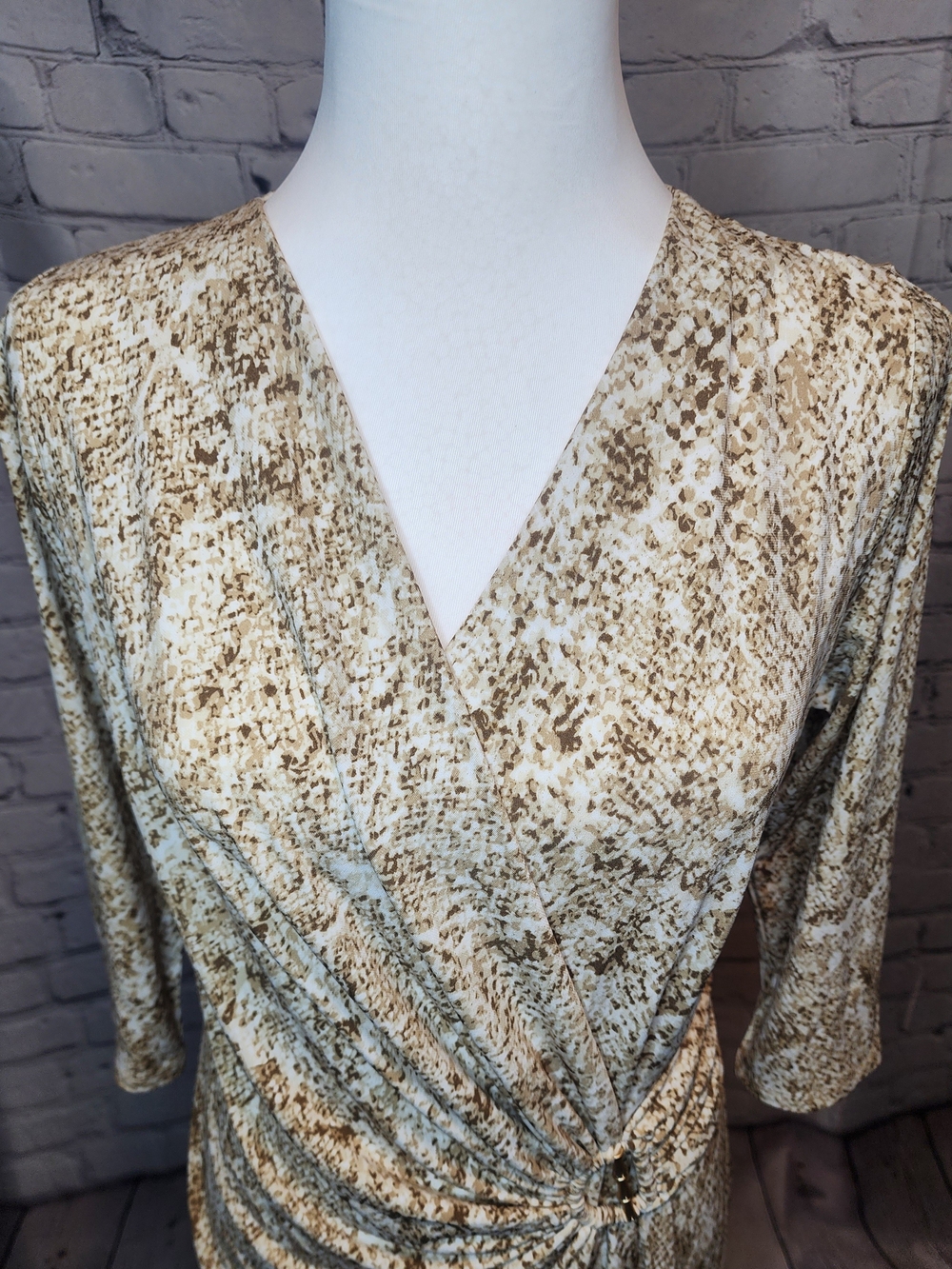 Tommy Bahama Cream and Gold-Print Draped Midi Dress- Clara - Picture 4 of 6